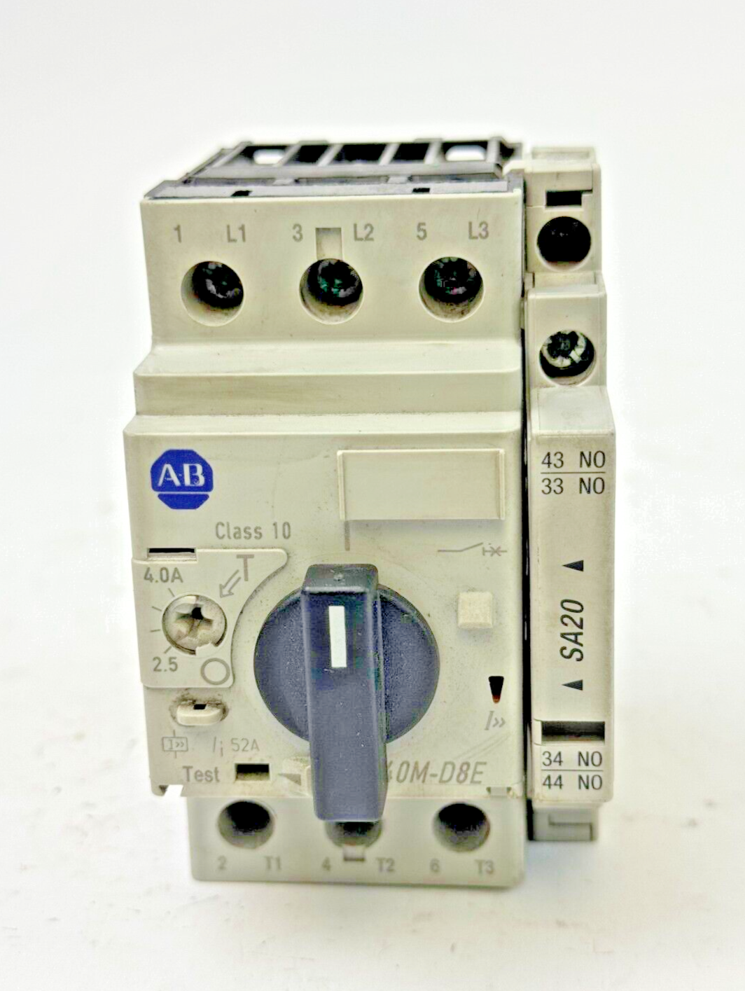 ALLEN-BRADLEY - 140M-D8E-B40 SER. C - MOTOR PROTECTOR + 140M-C-A SER. A AUX. CON