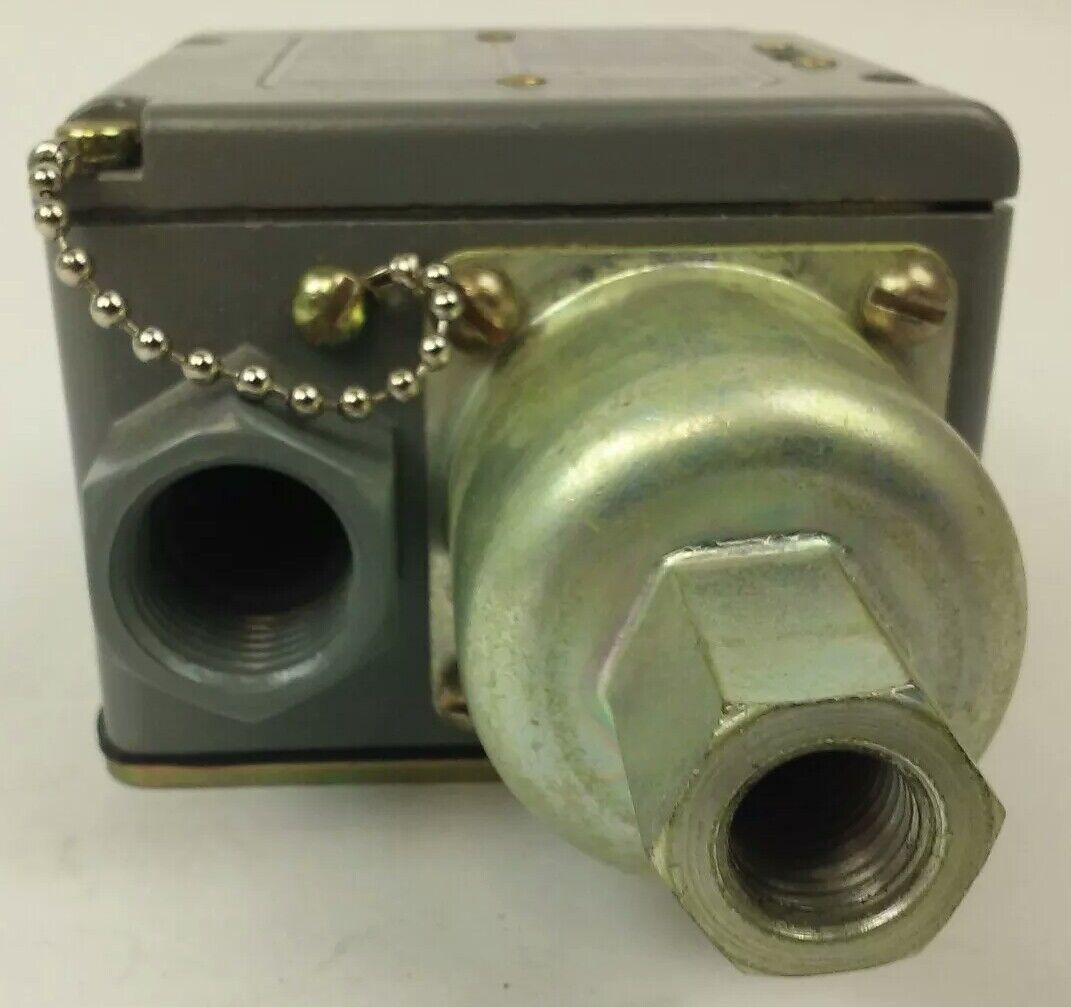 SQUARE D 9012 ACW5-S35 SERIES B, PRESSURE SWITCH, SET 6-10 PSI, 9012 ACW, 600V