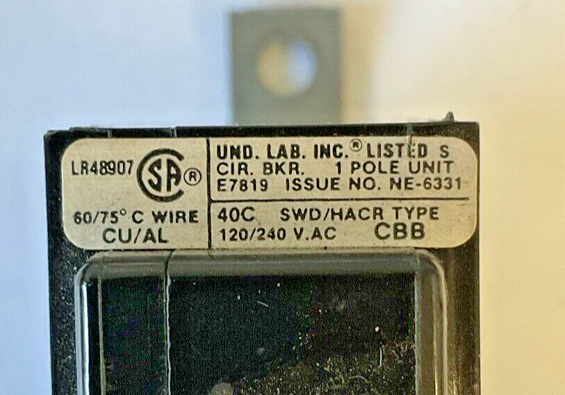 CHALLENGER CBB1020 CIRCUIT BREAKER 20A 120/240VAC***LOTOF3***