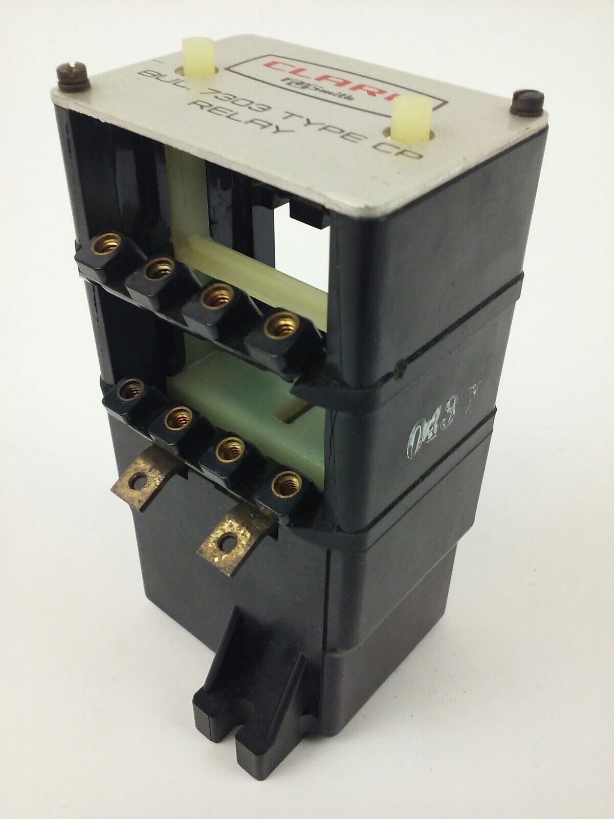 CLARK, CP8, BULLENTIN 7303, TYPE CP RELAY, 8P BASE, 300V,10A,NEW,MISSING SCREWS!