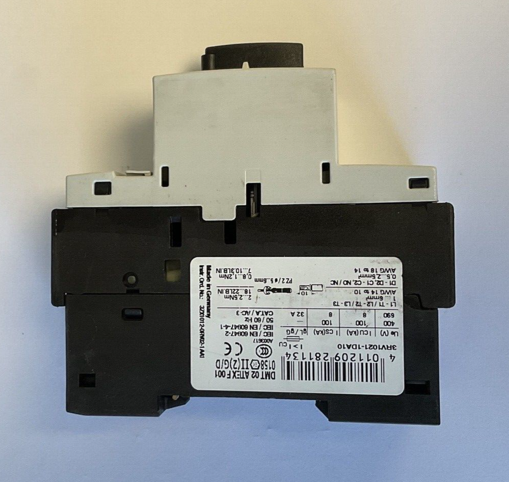 SIEMENS 3RV1021-1DA10 MANUAL MOTOR STARTER 42A 2.2-3.2A CLASS 10