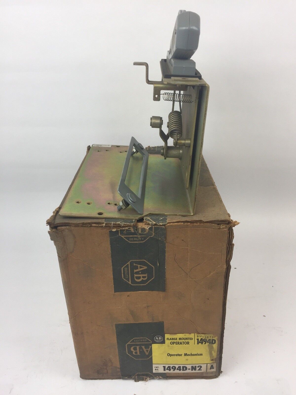 ALLEN BRADLEY 1494D-N2 OPERATOR MECHANISM SERIES A