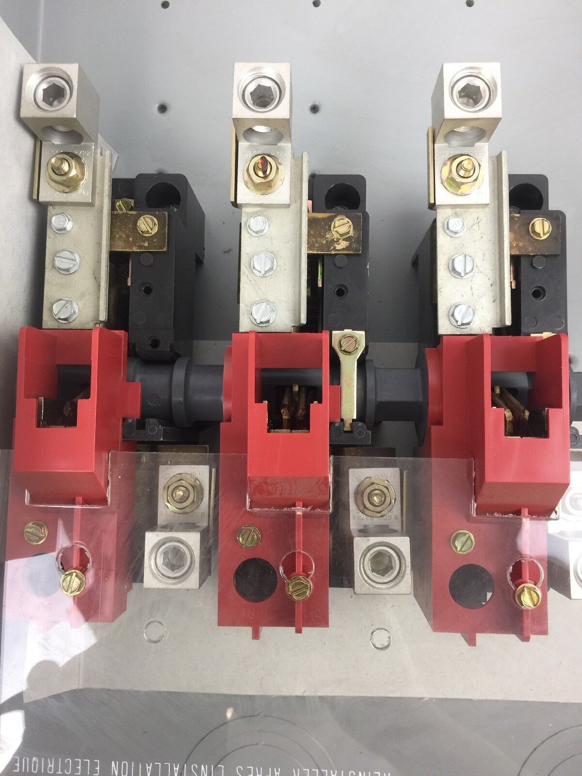 EATON H364NFK HEAVY DUTY SAFETY SWITCH 200 AMP 600 VAC 250 VDC 3 POLE TYPE 1