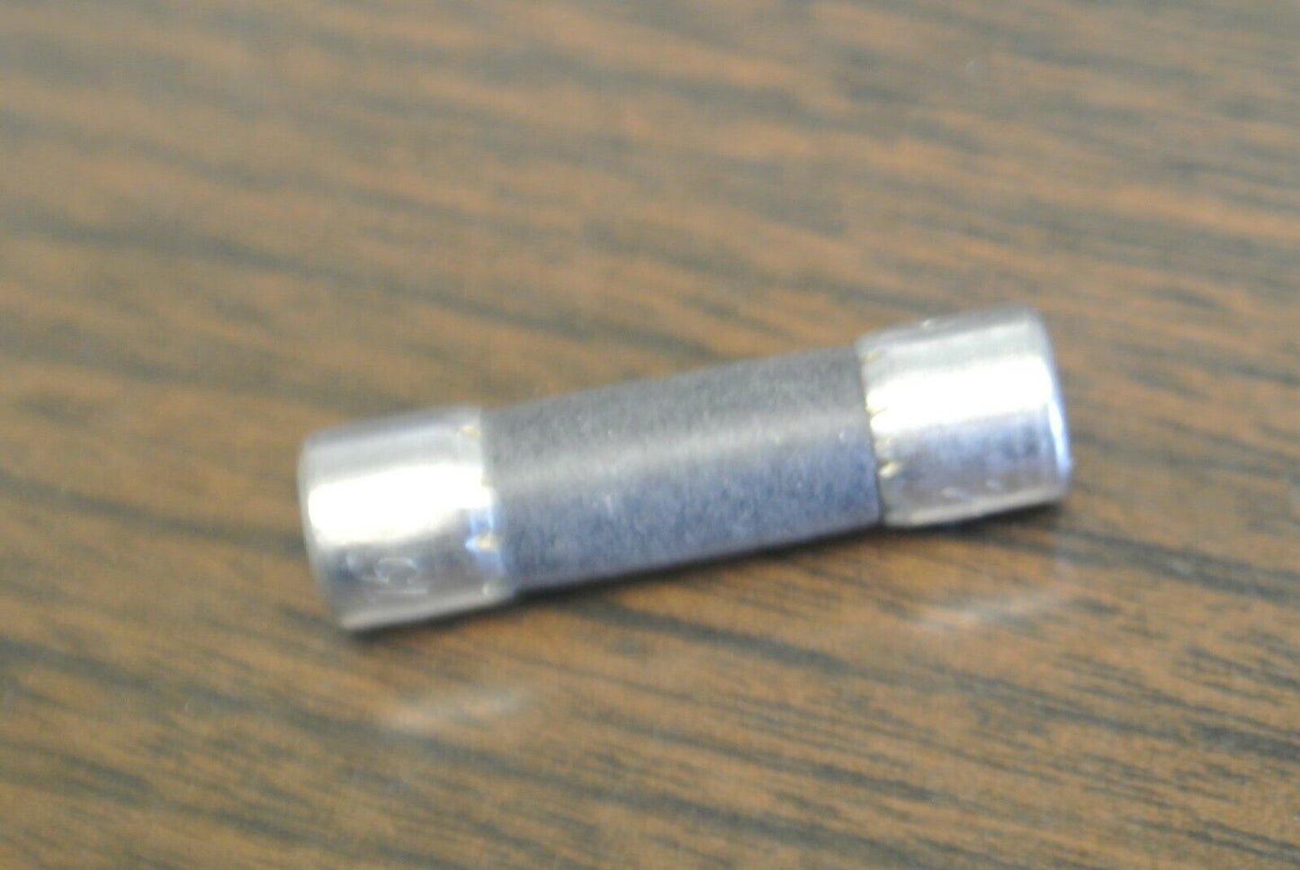 BOX of 10 / BUSS BAN-15 MIDGET FUSE / 15A / 250V / NEW SURPLUS / BAN15