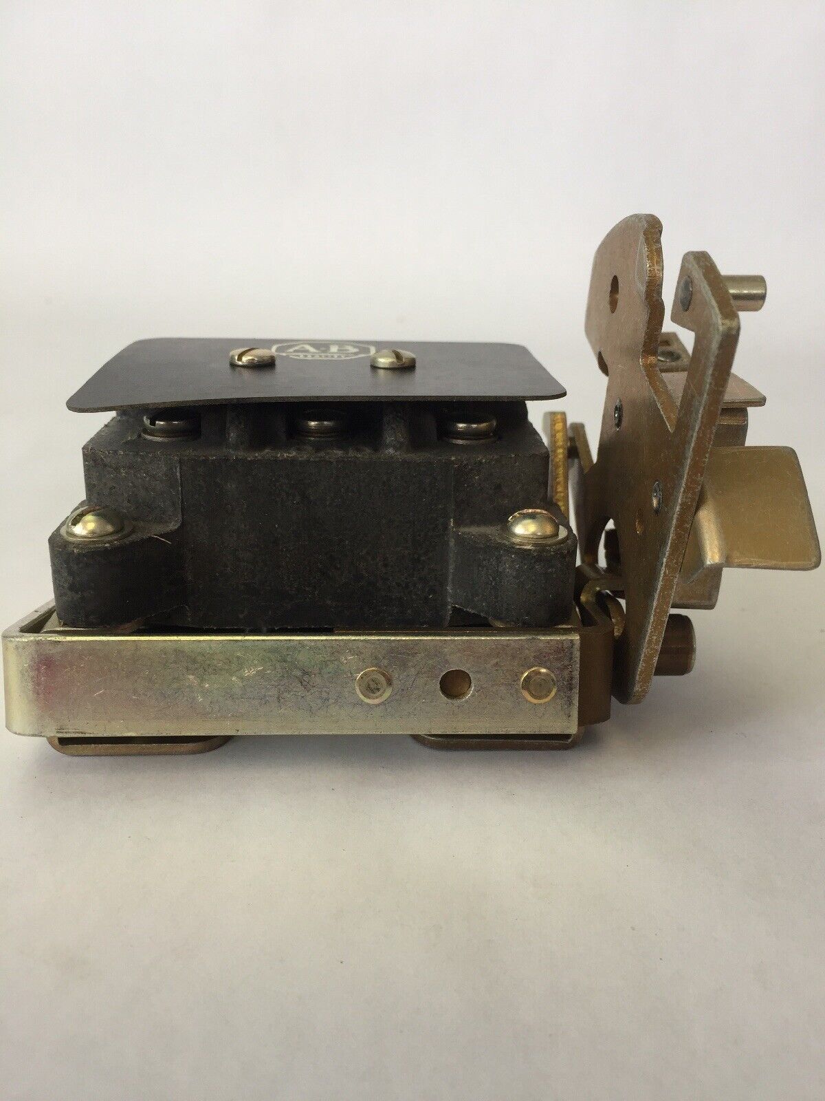 ALLEN BRADLEY X-66704 DISCONNECT SWITCH SIZE 1