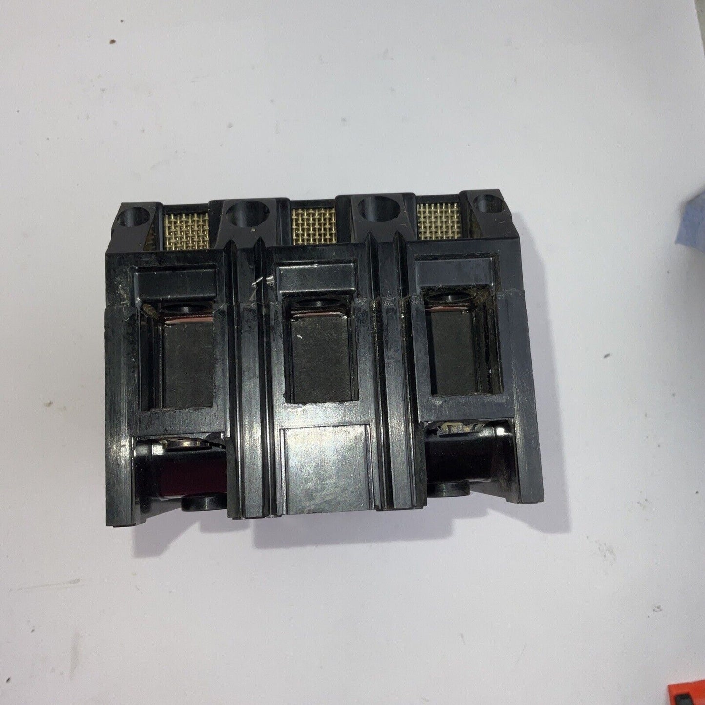 ITE ET-4032 CIRCUIT BREAKER 20A 600VAC 120/250VDC 3POLE F FRAME