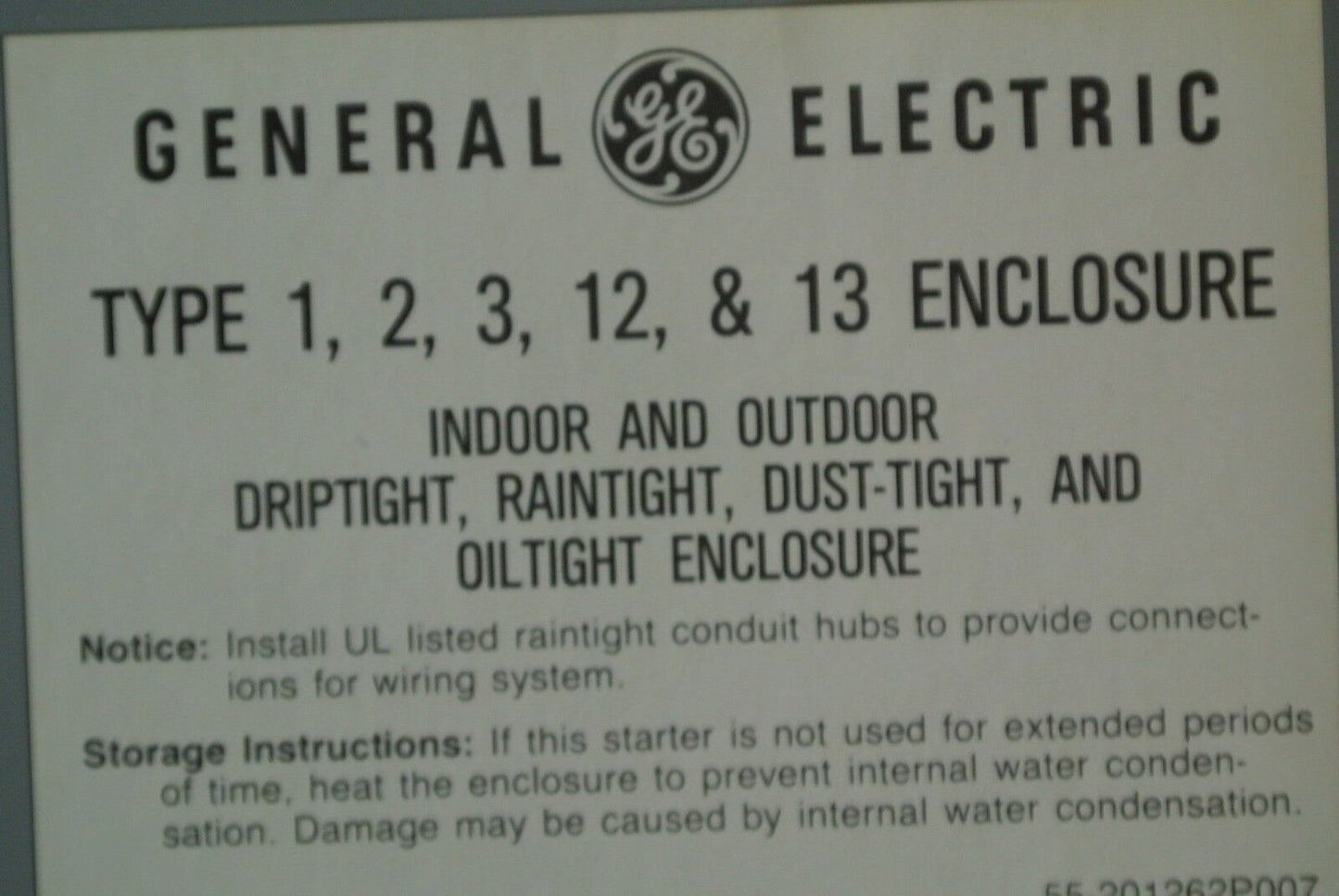 GE CR1062S3BAT3000 - MANUAL MOTOR STARTER, TOGGLE 3-P NO OVERLOAD - NEW SURPLUS