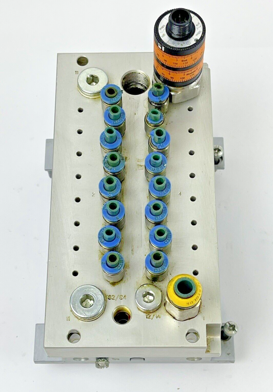 FESTO - CPV14-V1 - VALVE MANIFOLD-W/ PNEUM CONN & STACK PLATES, B102(6), B002(2)