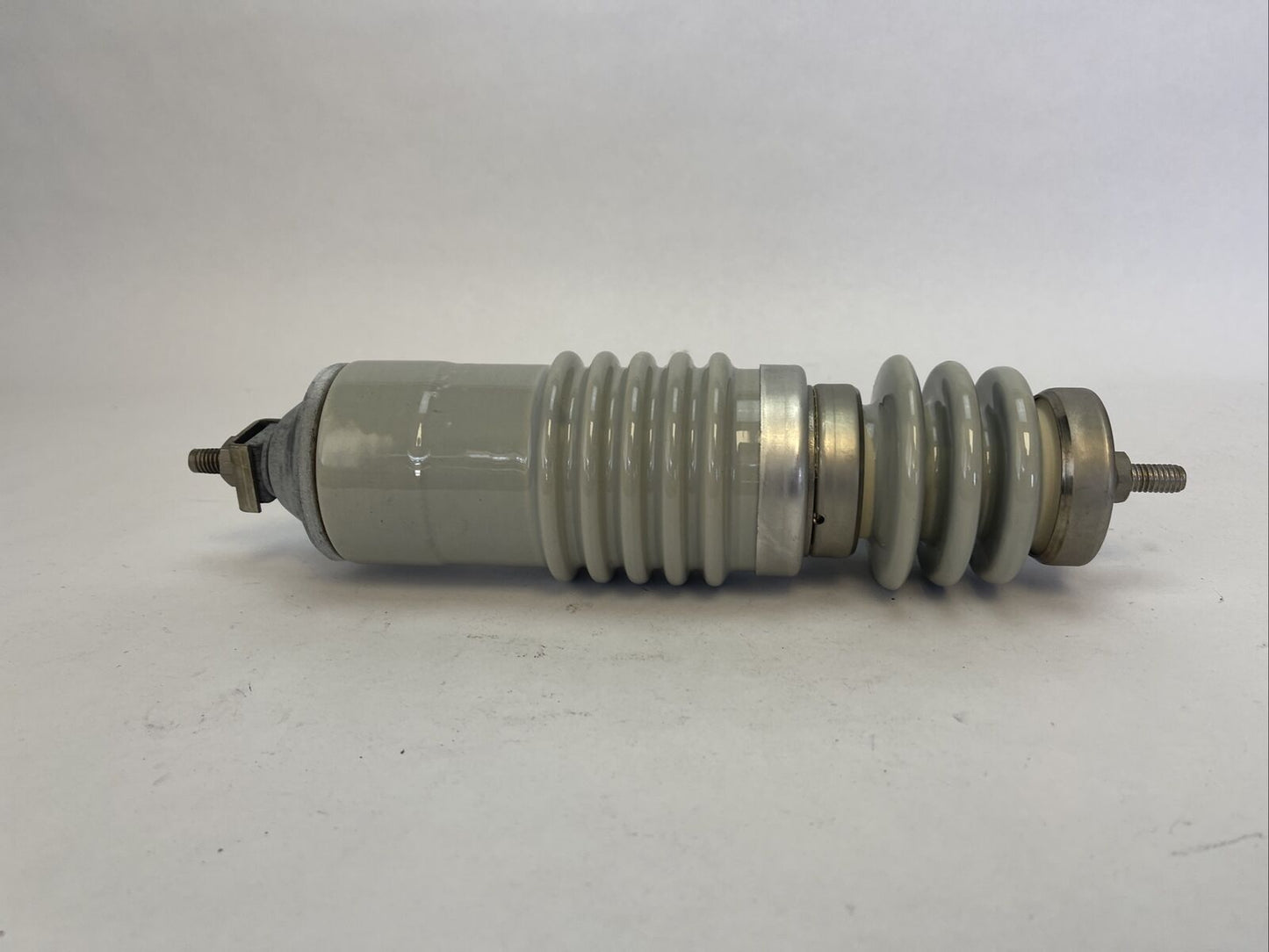 JOSLYN 3 KV EXPL PORCELAIN EXPULSION LIGHTNING ARRESTER