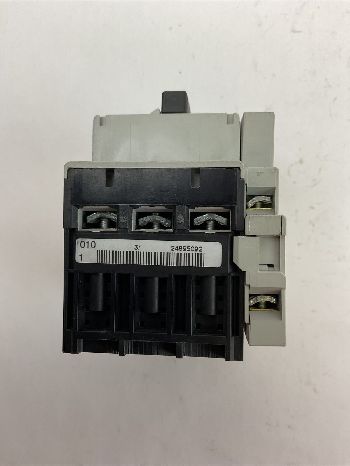ALLEN BRADLEY 140M-C2E-B10 MOTOR PROTECTOR SER C 0.63-1.0A 140M-C-A SER A 600VAC
