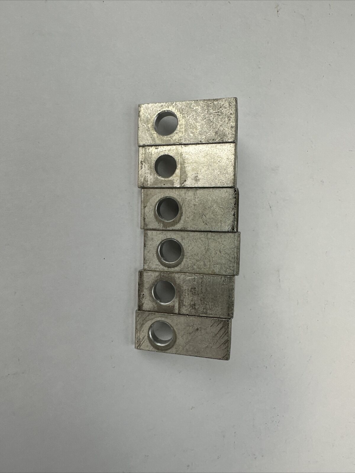 PANDUIT LAMA 1/0 AL9CU 1/0 14 LUGS (LOT OF 6)