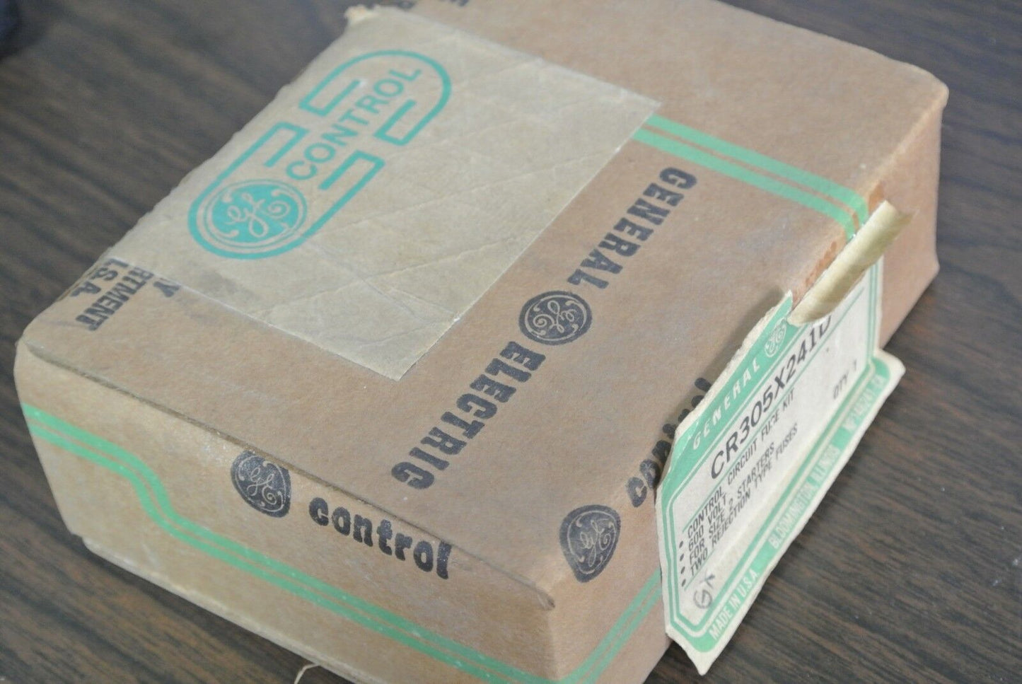 GE / GENERAL ELECTRIC CR305X241D CONTROL CIRCUIT FUSE KIT 600V SZ2 - NEW SURPLUS