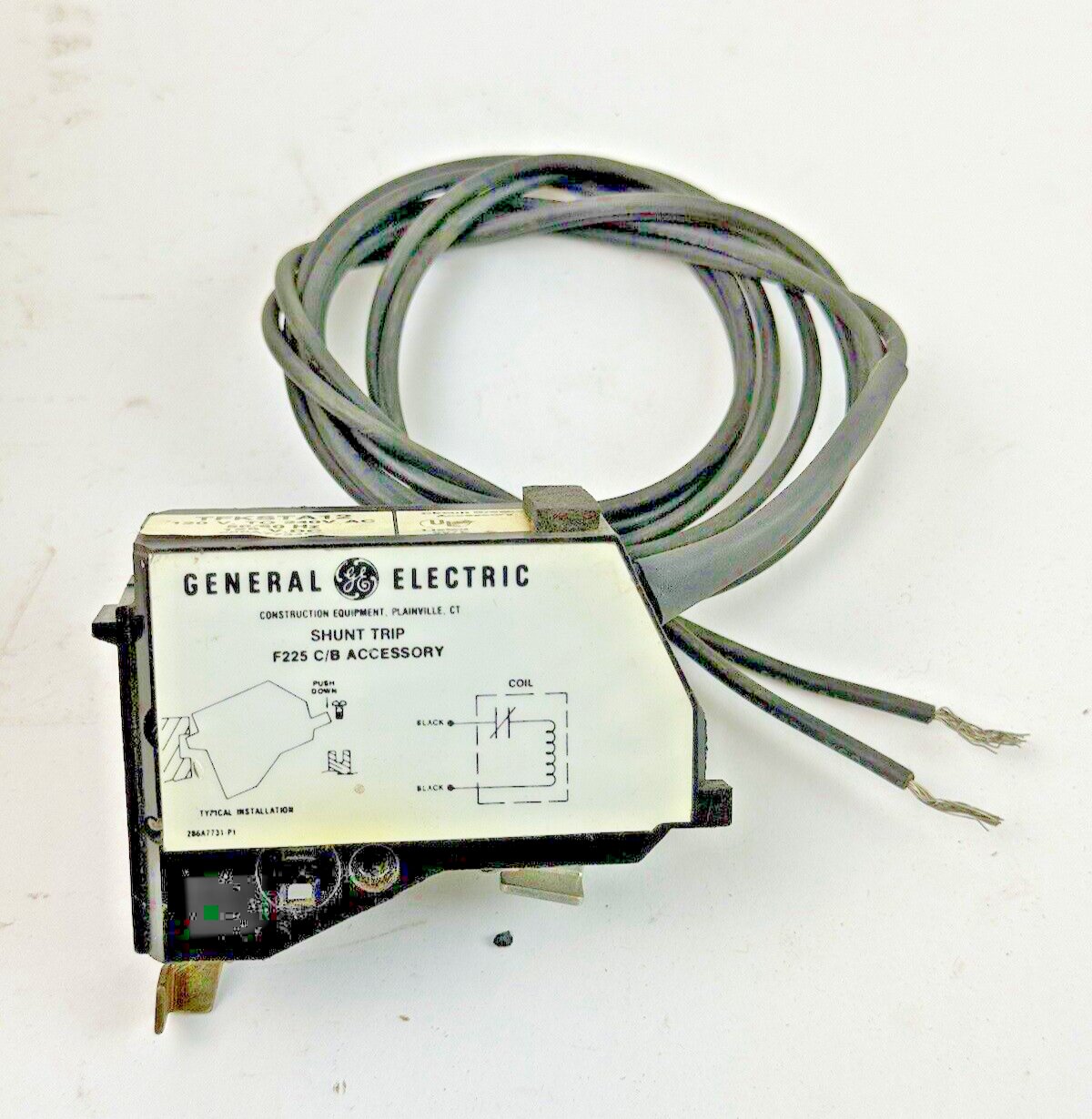 GE - TFKSTA12 SER. 2 - SHUNT TRIP - 120VAC-240VAC, 25VDC - NEW