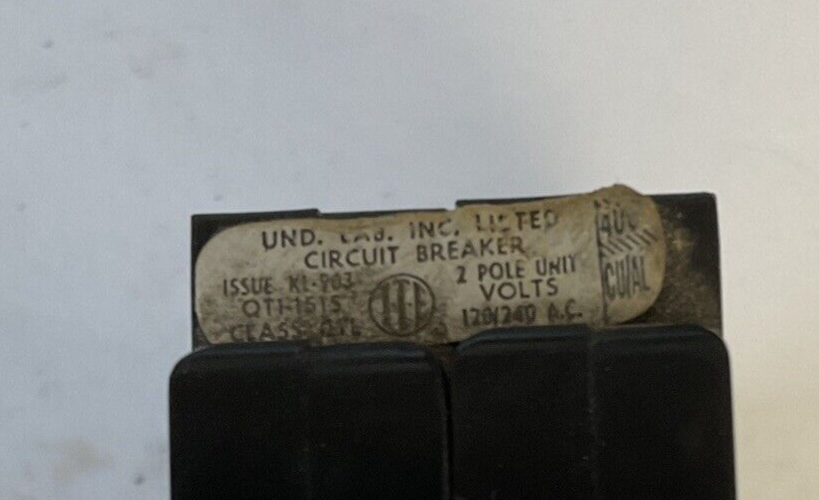 ITE QT1-1515 CIRCUIT BREAKER 15A 2POLE 120/240VAC CLASS ATL***LOTOF4***