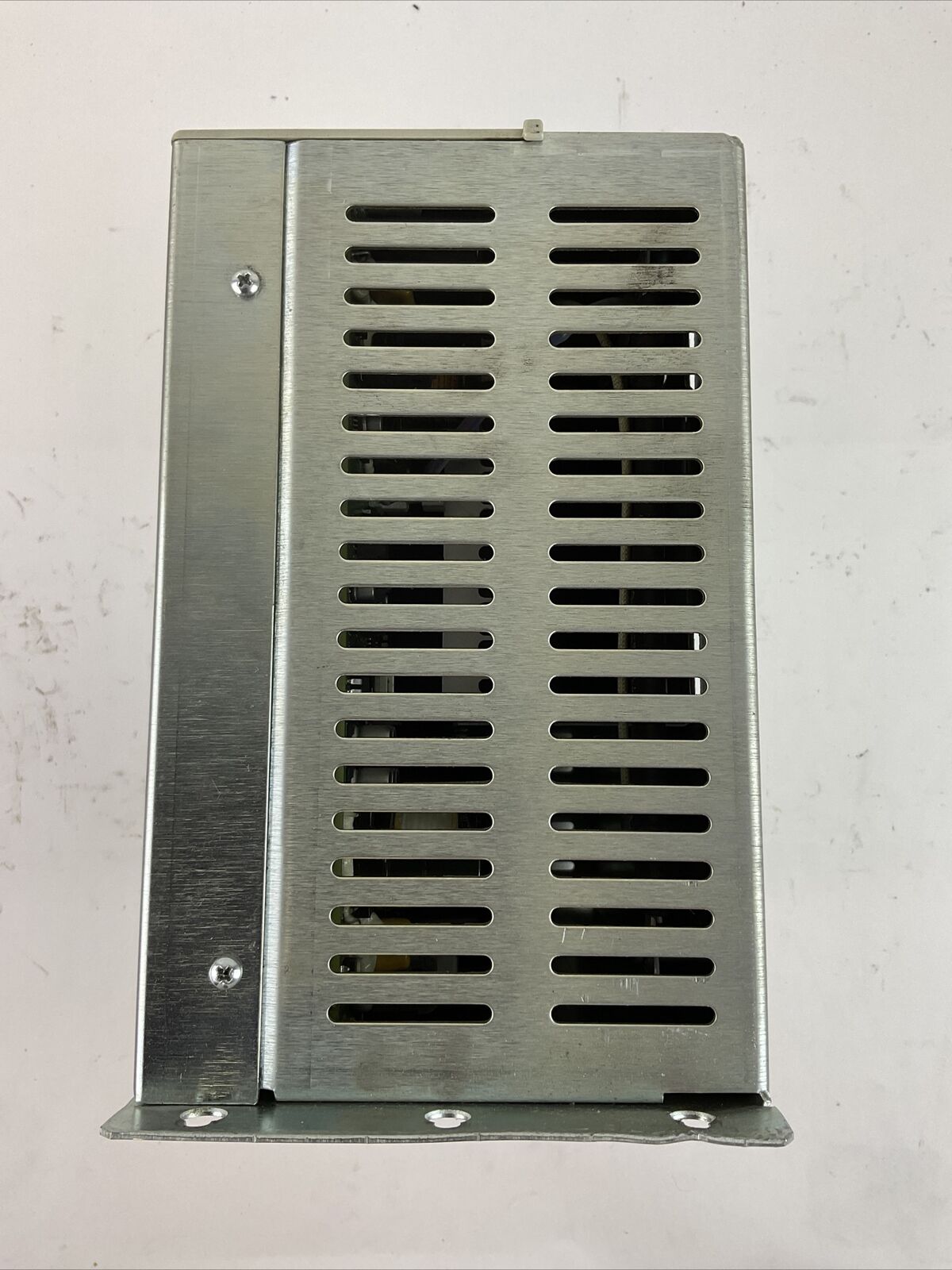 ALLEN BRADLEY 2098-DSD-HV050-SE SERVO DRIVE SER B FW VERSION V1.60 230/460VAC
