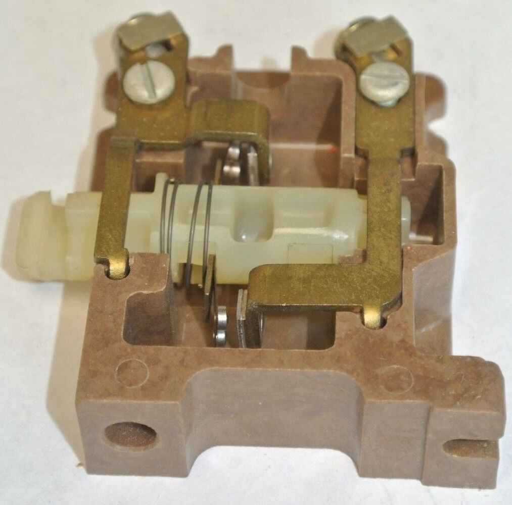 JOSLYN CLARK KPM-13 AUXILIARY CONTACT / FIXED POLE KIT, CLOSED TOP - NEW SURPLUS