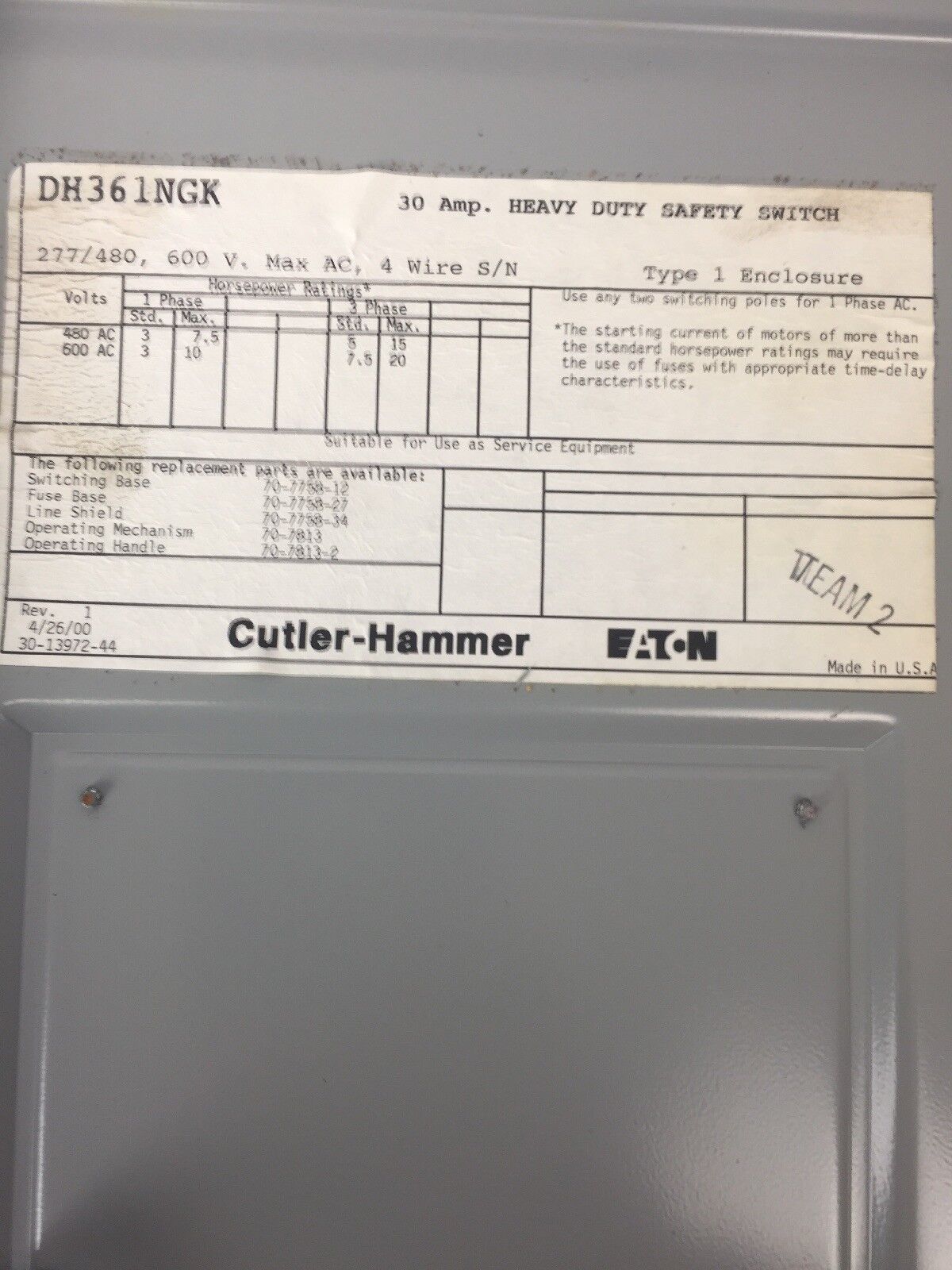 CUTLER HAMMER DH361NGK FUSIBLE HD SAFETY SWITCH 600VAC 30AMP 3P TYPE 1 20HP 3PH