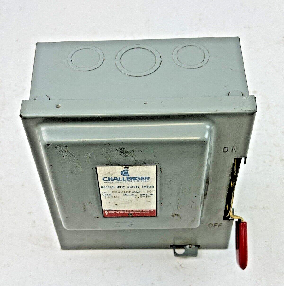CHALLENGER - GD321NFC - SAFETY SWITCH - 30A/ 240VAC/ 3 POLE/ TYPE 1