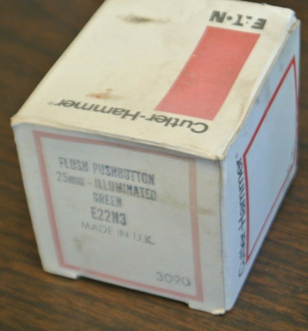 CUTLER-HAMMER E22N3 FLUSH ILLUM PUSHBUTTON OPERATOR / GREEN / 25mm / NEW SURPLUS