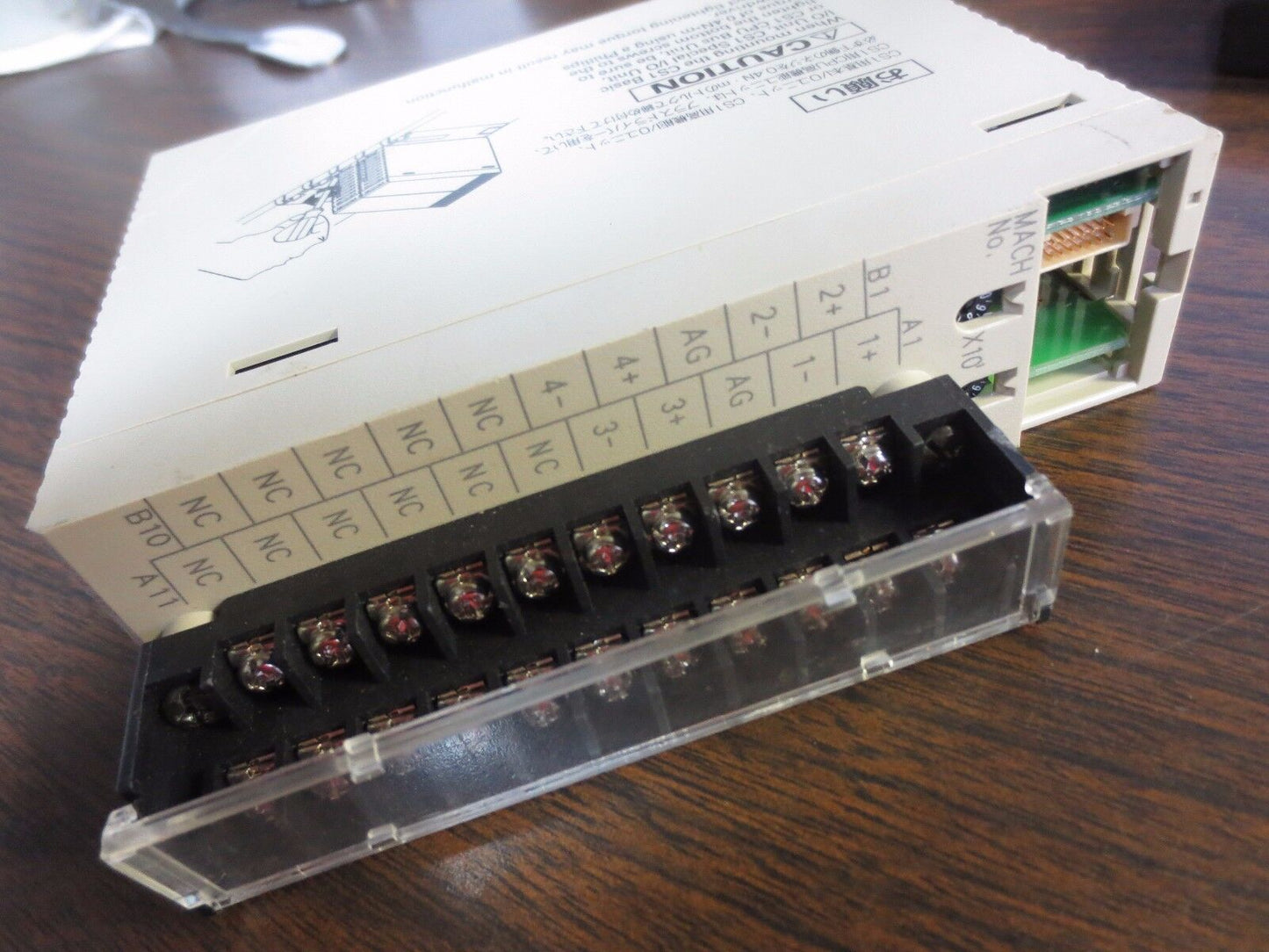 OMRON CS1W-AD041-V1 A/D UNIT - PLC ANALOG I/O MODULE - 4PT, MISSING "SCREEN"