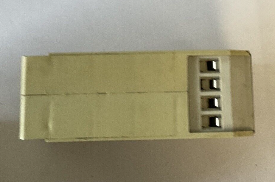 SIEMENS 3TX7002-1FB02 RELAY 230V 3A ***LOTOF3****