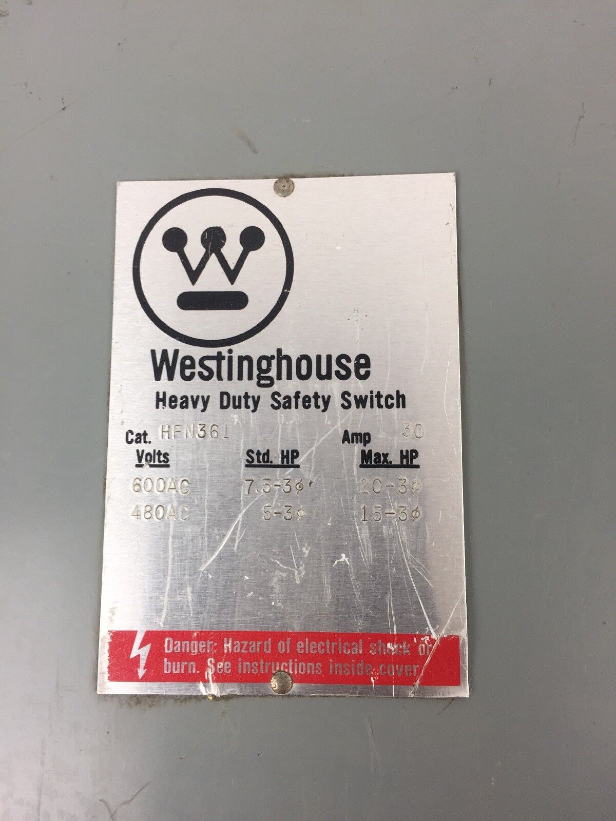 WESTINGHOUSE HFN361 HEAVY DUTY SAFETY SWITCH 600 VAC 30 AMP TYPE 1 ENCLOSURE