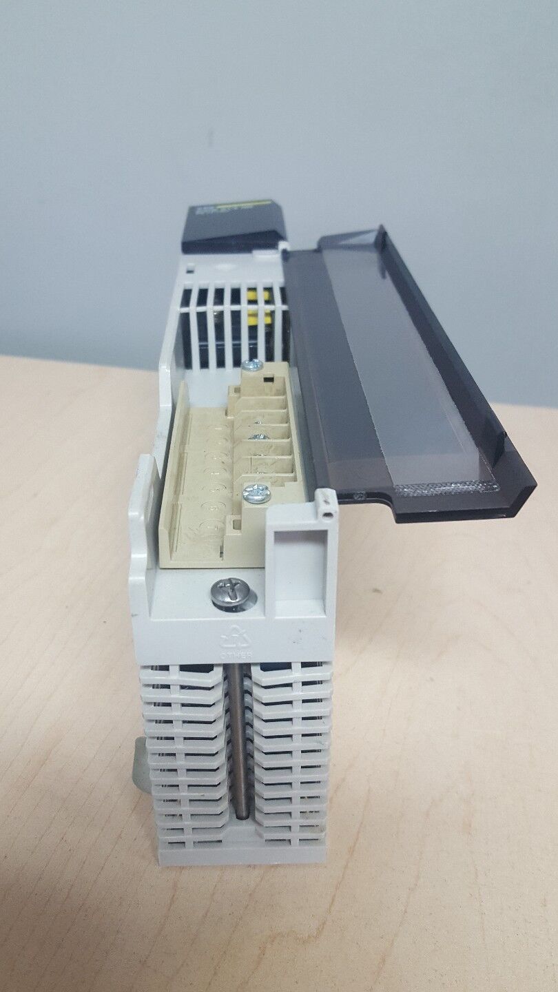 SCHNEIDER MODICON 140CPS21400 POWER SUPPLY 10AMP 24VDC TSX QUANTUM