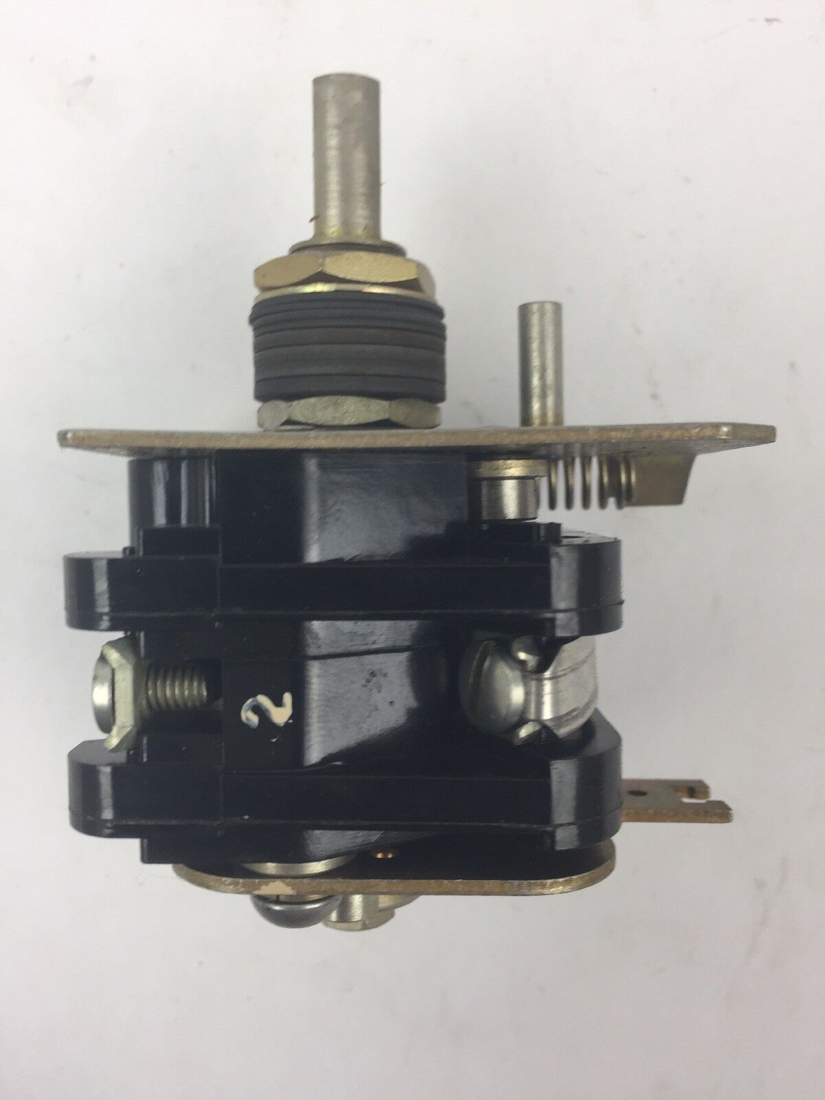 ALLEN BRADLEY F672729-1 ROTARY PILOT SWITCH SIZES 10 & 25 AMP