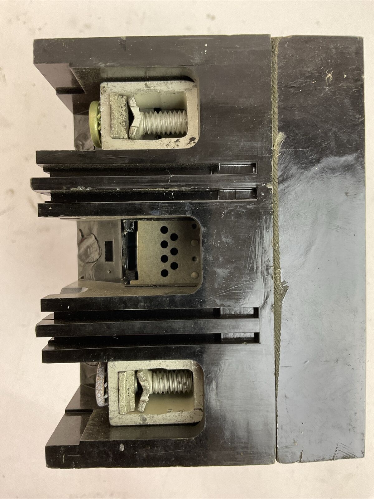 GE THED126030WL CIRCUIT BREAKER 2POLE 30AMP 600VAC