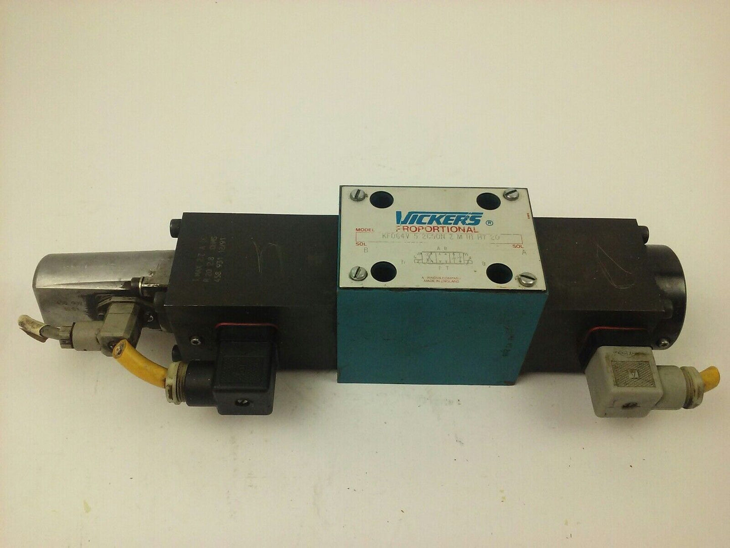 VICKERS KFDG4V-5-2C50N-Z-M-U1-H7-20 PROPORTIONAL DIRECTIONAL VALVE