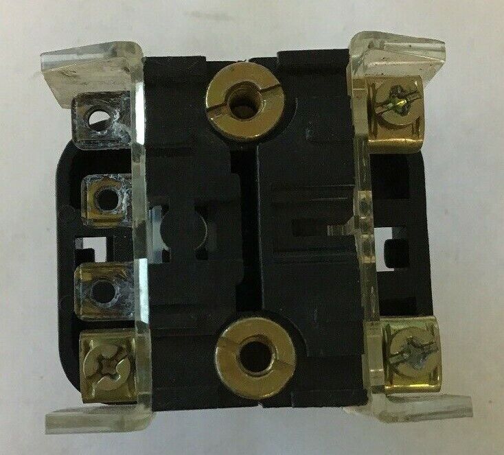 ALLEN-BRADLEY 800T-QT24 SER. T RED PUSHBUTTON SWITCH 24VAC/DC #757 LAMP