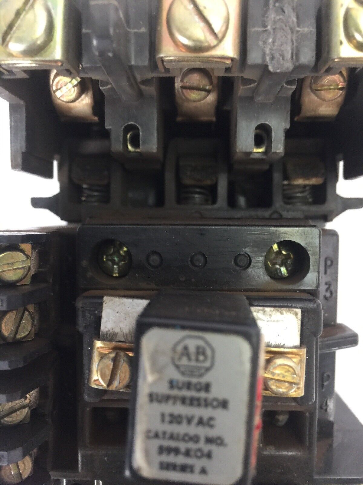 ALLEN BRADLEY 509-B0D SIZE 1 STARTER 600VAC 27AMP 10HP W34 HEATERS 120V COIL