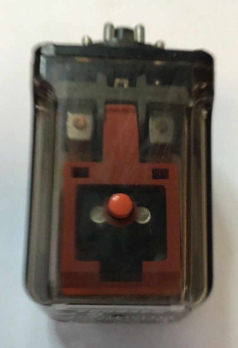 SCHRACK CADB11A10/110 RELAY 10A 120VAC ***LOTOF3***