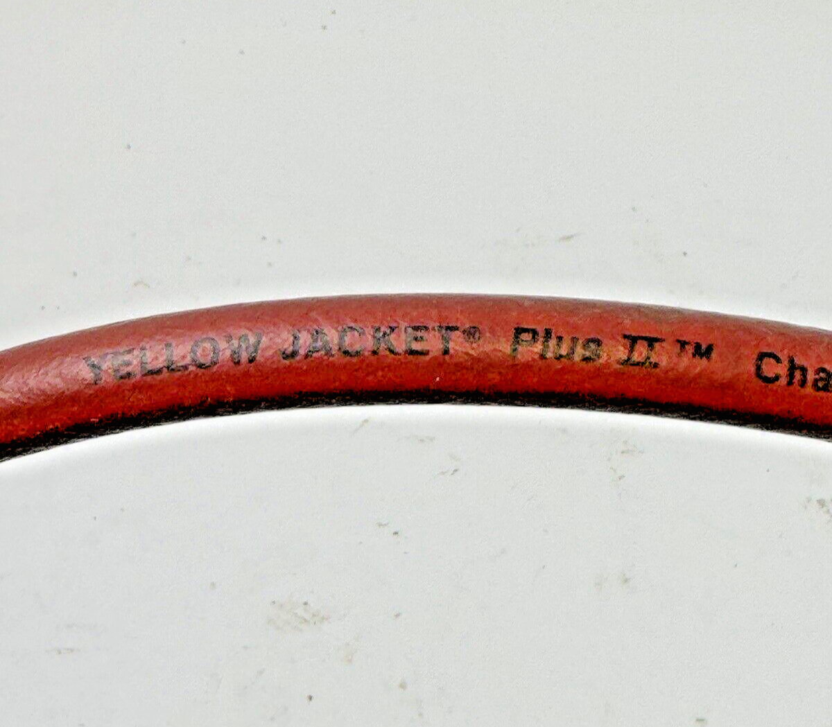 YELLOW JACKET - PLUS II 72" 1/4" CHARGING HOSE - RED - 4000 PSI / 800 PSI