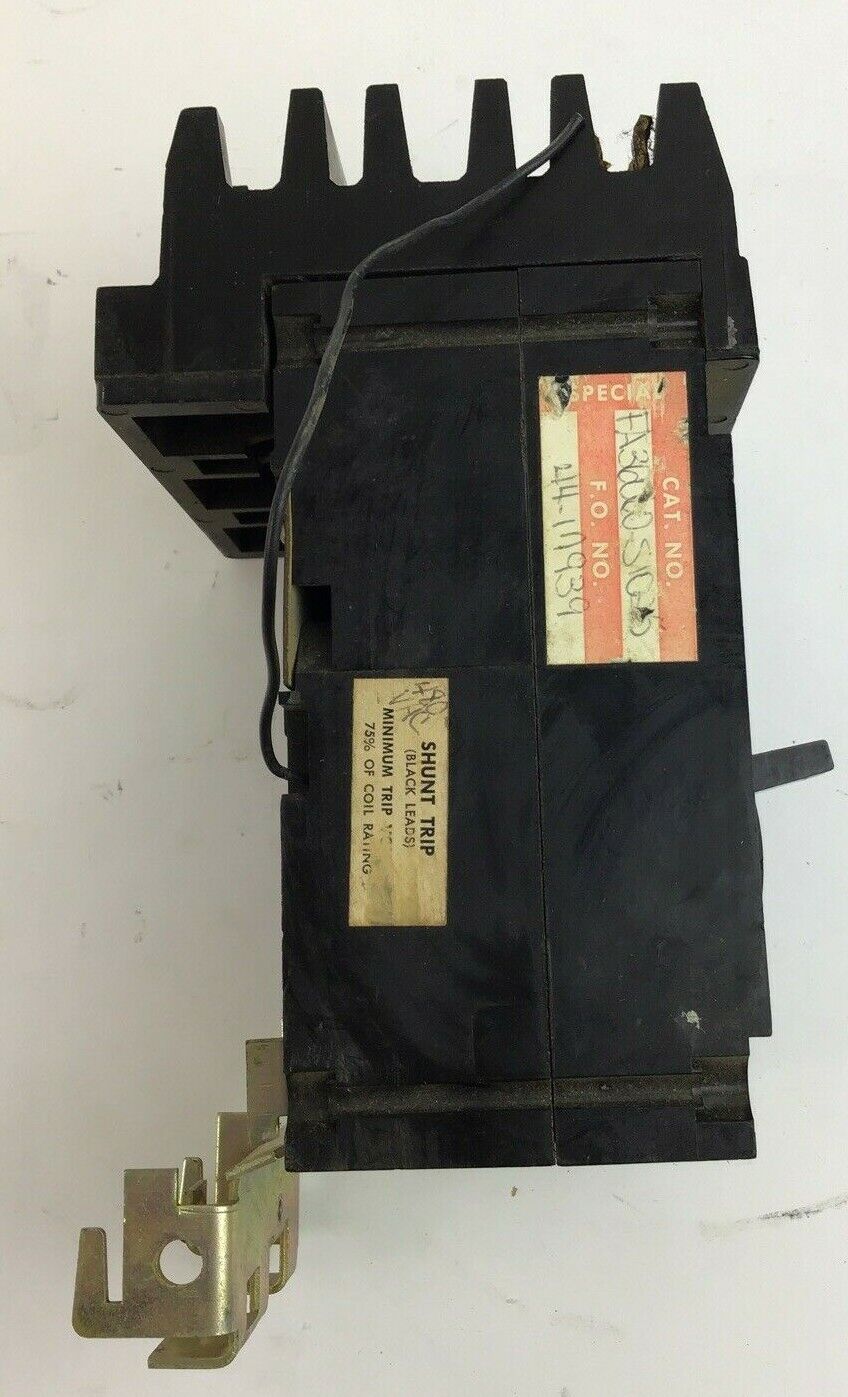 SQUARE D FA36060-S1025 CIRCUIT BREAKER 600VAC 250VDC 3POLE 60A W/SHUNT TRIP