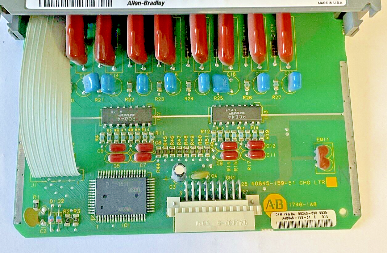 ALLEN BRADLEY 1746-IA8 INPUT MODULE SER.A 132VAC 50/60HZ