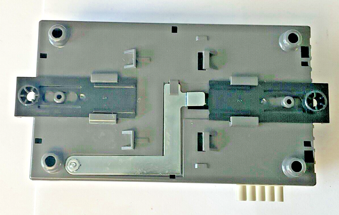 SCHNEIDER ELECTRIC AO-4-8-O-S I/O MODULE 24VDC 3.8W