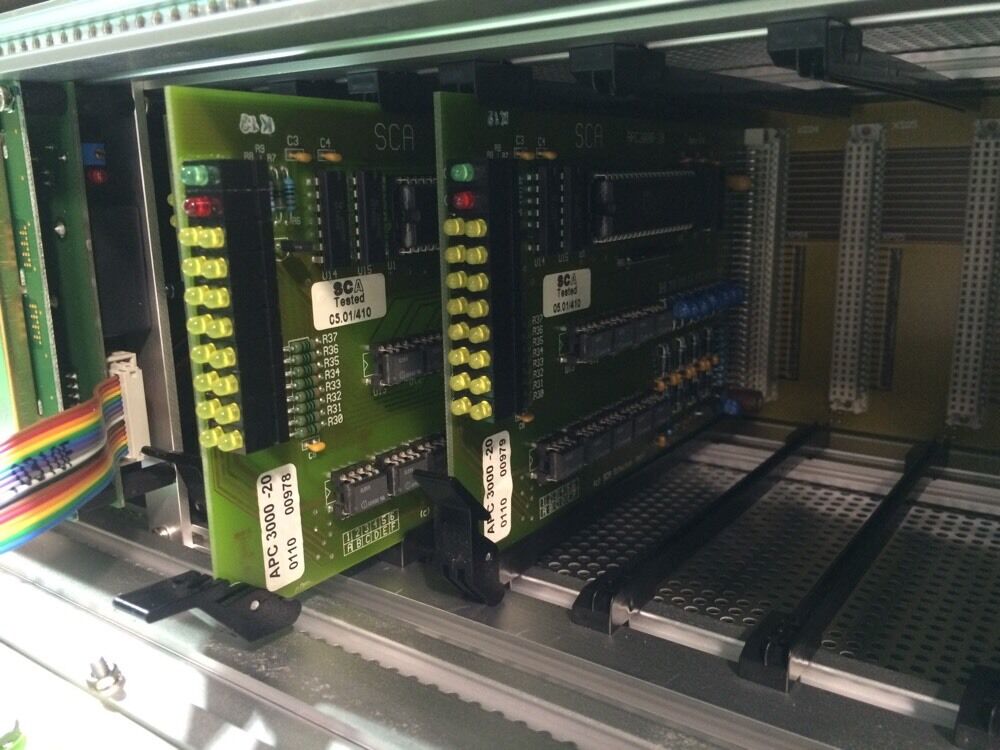 SCA SCHUCKER APC3000 ON/OFF-RIG OPERATOR TERMINAL W/ CPU APC3000-20 & APC3000-40