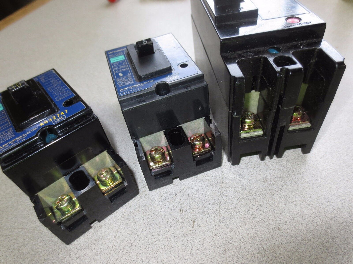 MITSUBISHI NF30-SS, NF30-CS (5A), NF30-CS (10A) - NO-FUSE BREAKERS 220V LOT of 3