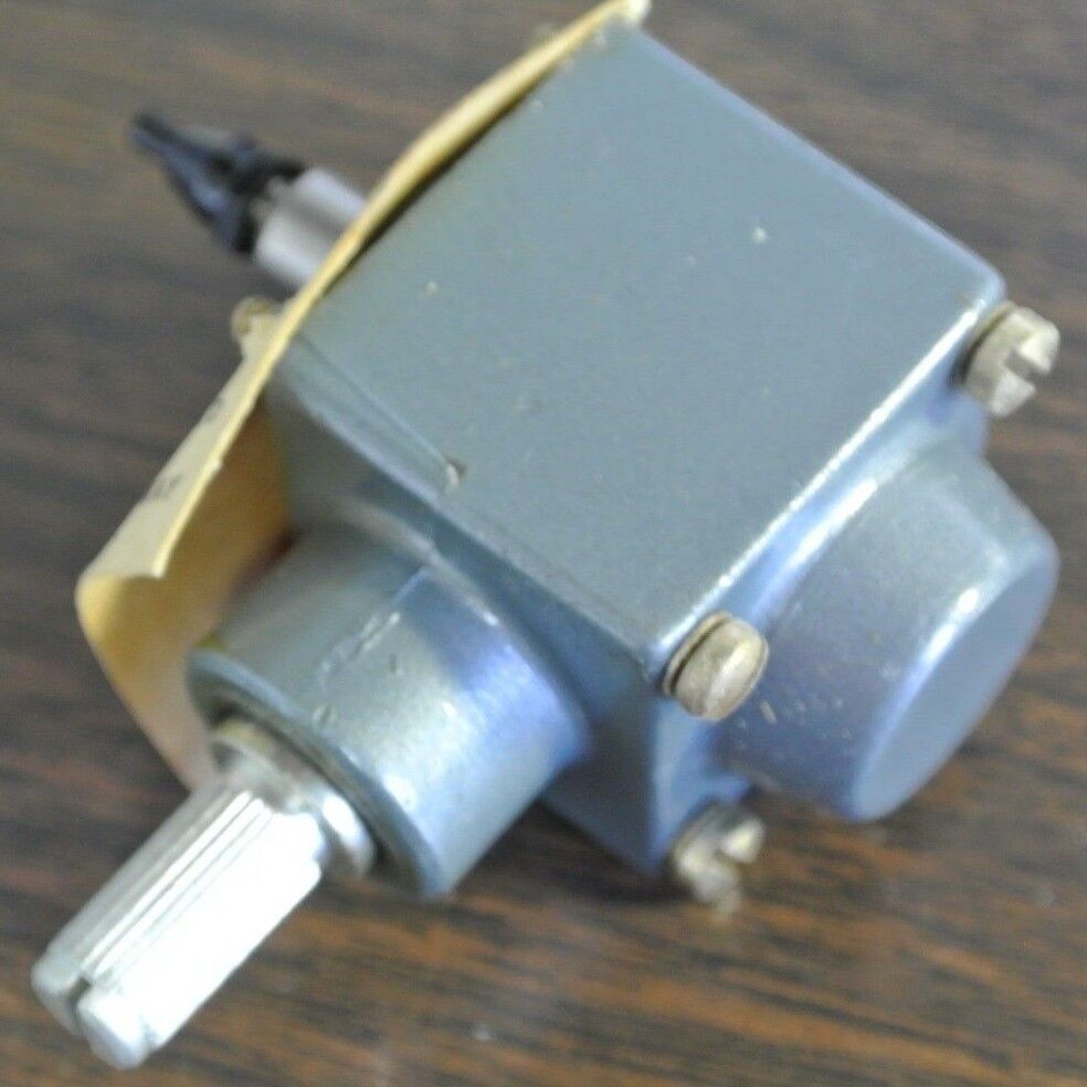 ALLEN-BRADLEY Z-27510 OPERATING HEAD for 802T-Ser. OILTIGHT LIMIT SWITCH - NEW