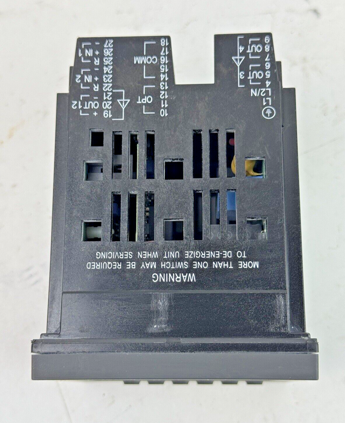 HONEYWELL - DC2800-CE-1S0-200-100-00-0 - DIGITAL TEMPERATURE CONTROLLER