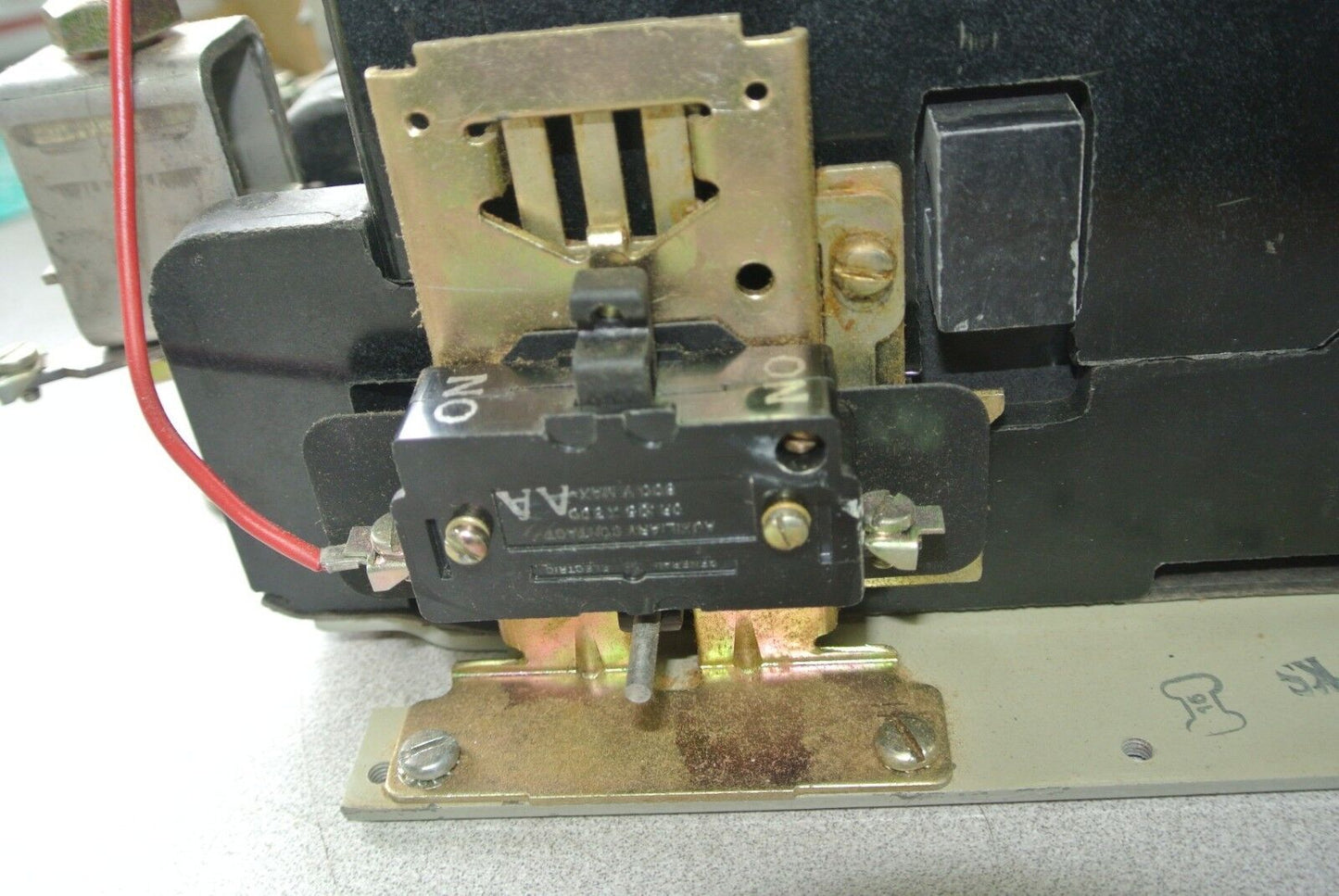 GE CR105P0 / CR105PO OPEN MAGNETIC CONTACTOR NEMA 5 NEW SURPLUS 70249IP002