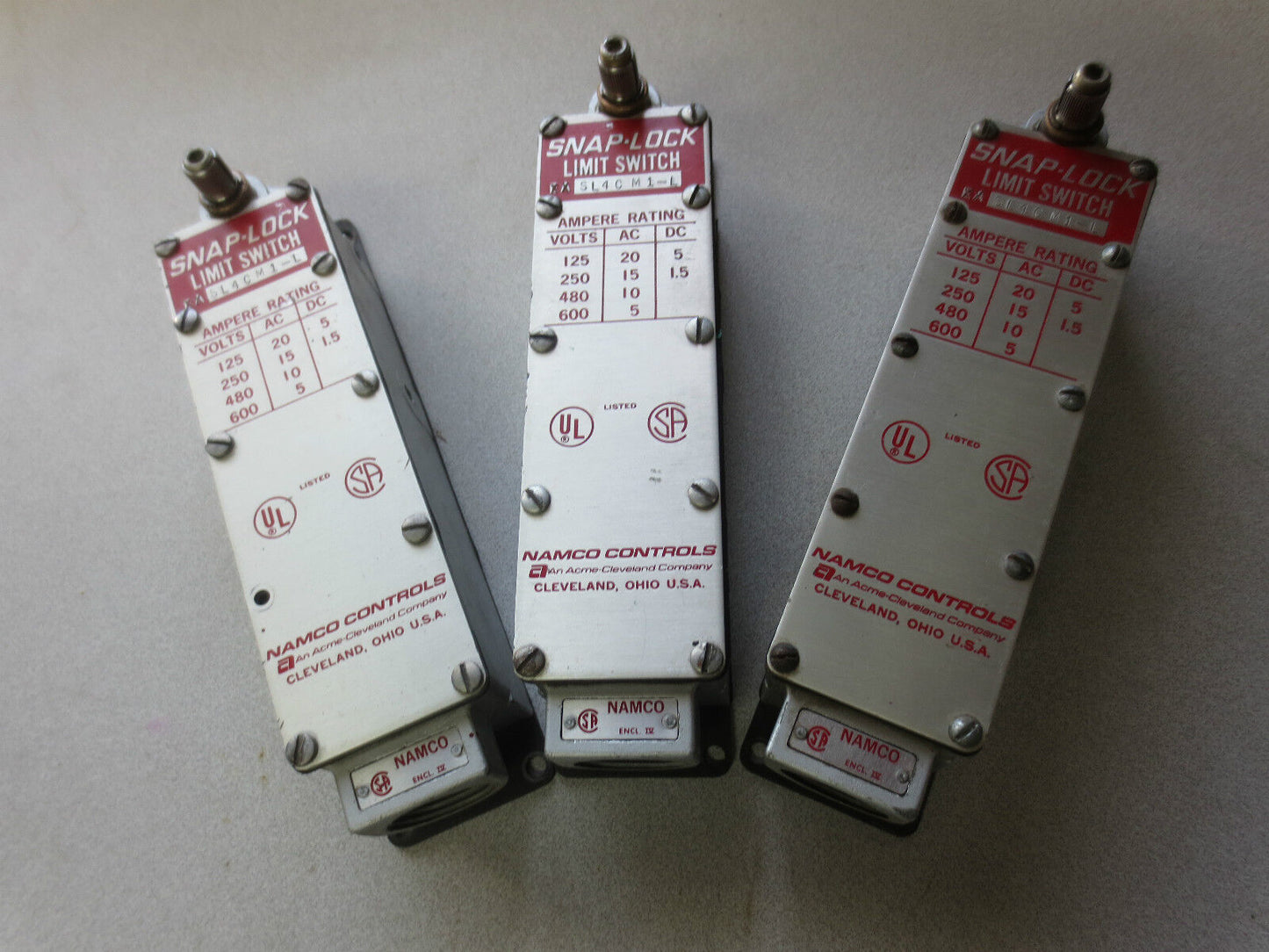 NAMCO SL4CM1-L SNAP-LOCK SNAP SWITCH - LOT of 3 - EASL4CM1-L