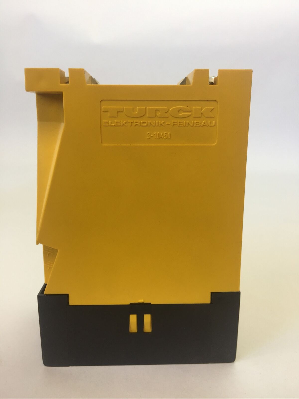 TURCK MS 13-222-R MULTI SAFE AMPLIFIER RELAY 110VAC RELAY OUTPUT 250VAC 60VDC