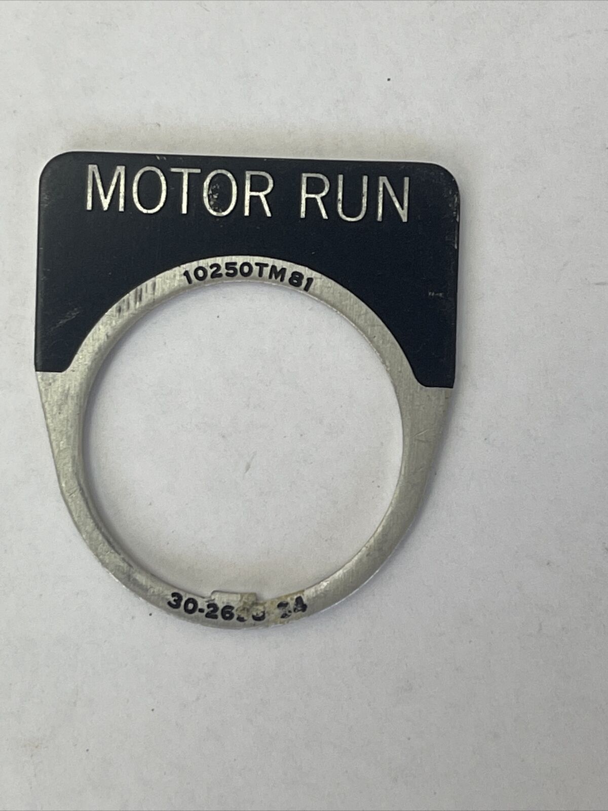 CUTLER HAMMER EATON 10250TM81 MOTOR RUN LEGEND PLATE 30-2698-34 (LOT OF 6)