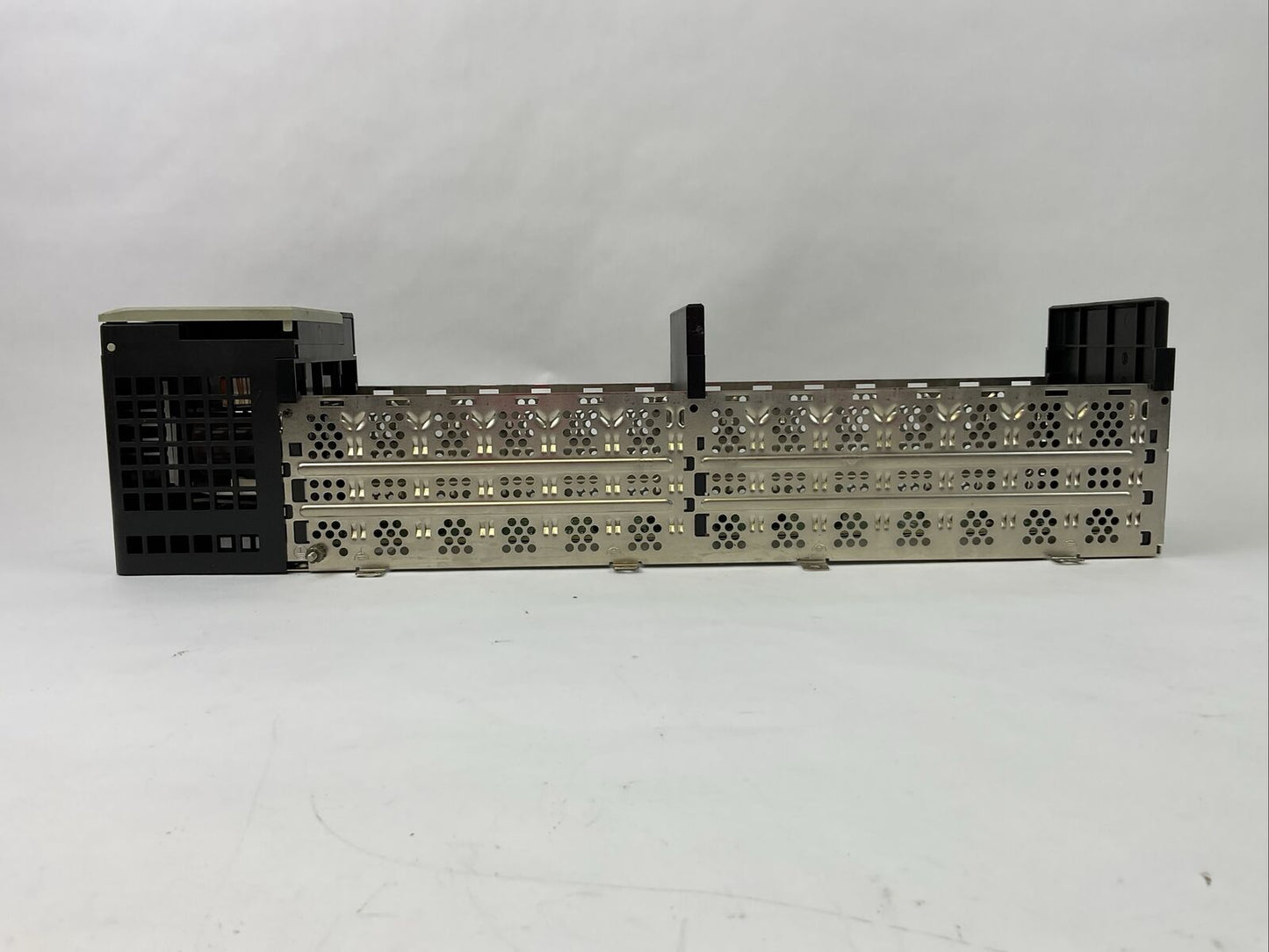 ALLEN BRADLEY 1756-PA72 SER B CAT REV L01 AC POWER SUPPLY 1756-A13 CAT REV J01