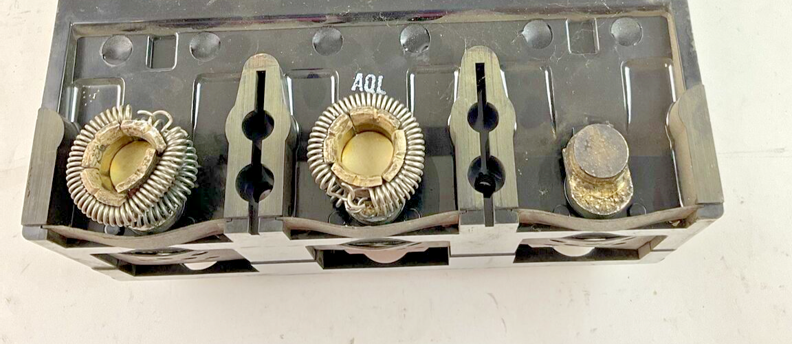 ITE CJ3B40000509 CIRCUIT BREAKER 400A 600VAC 3POLE FRAME CJ TYPE ET