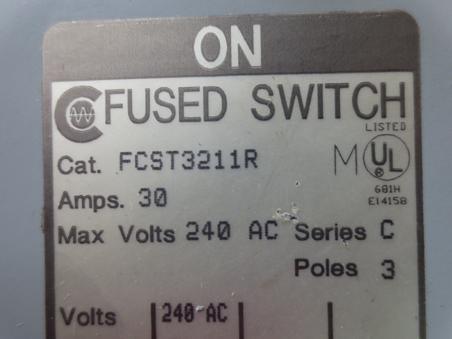 CHALLENGER FCST3211R TWIN PANELBOARD SWITCH - 30A, 240V, 3-POLE
