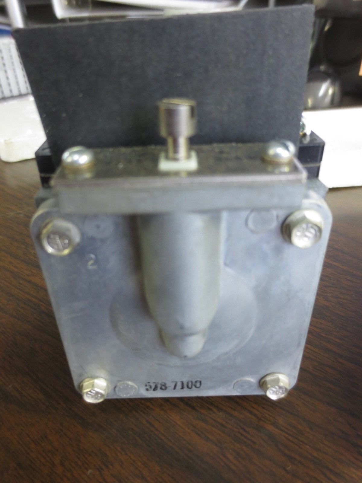 ALLEN-BRADLEY 593-BOV169 OVERLOAD RELAY AUTOMATIC RESET 3-POLE - NEW SURPLUS