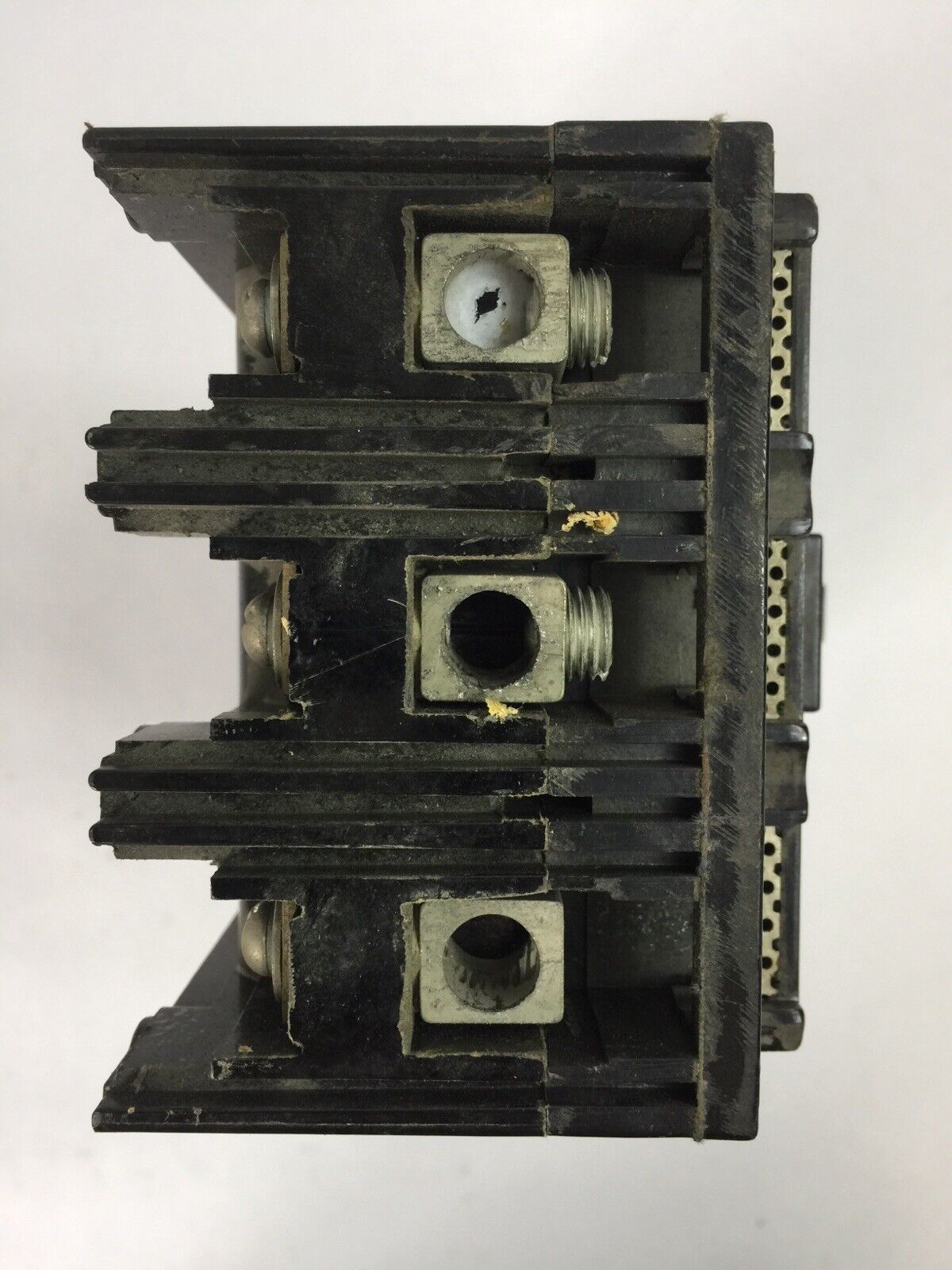 GE TB13100AW TRI BREAK CIRCUIT BREAKER 100AMP 600VAC 250VDC 3POLE